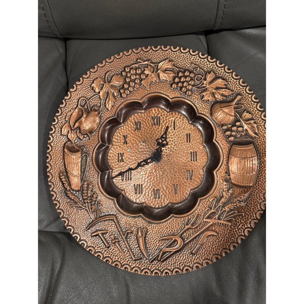 Vintage Copper Wall Clock Farmhouse Harvest Theme Roman Numerals‎ works